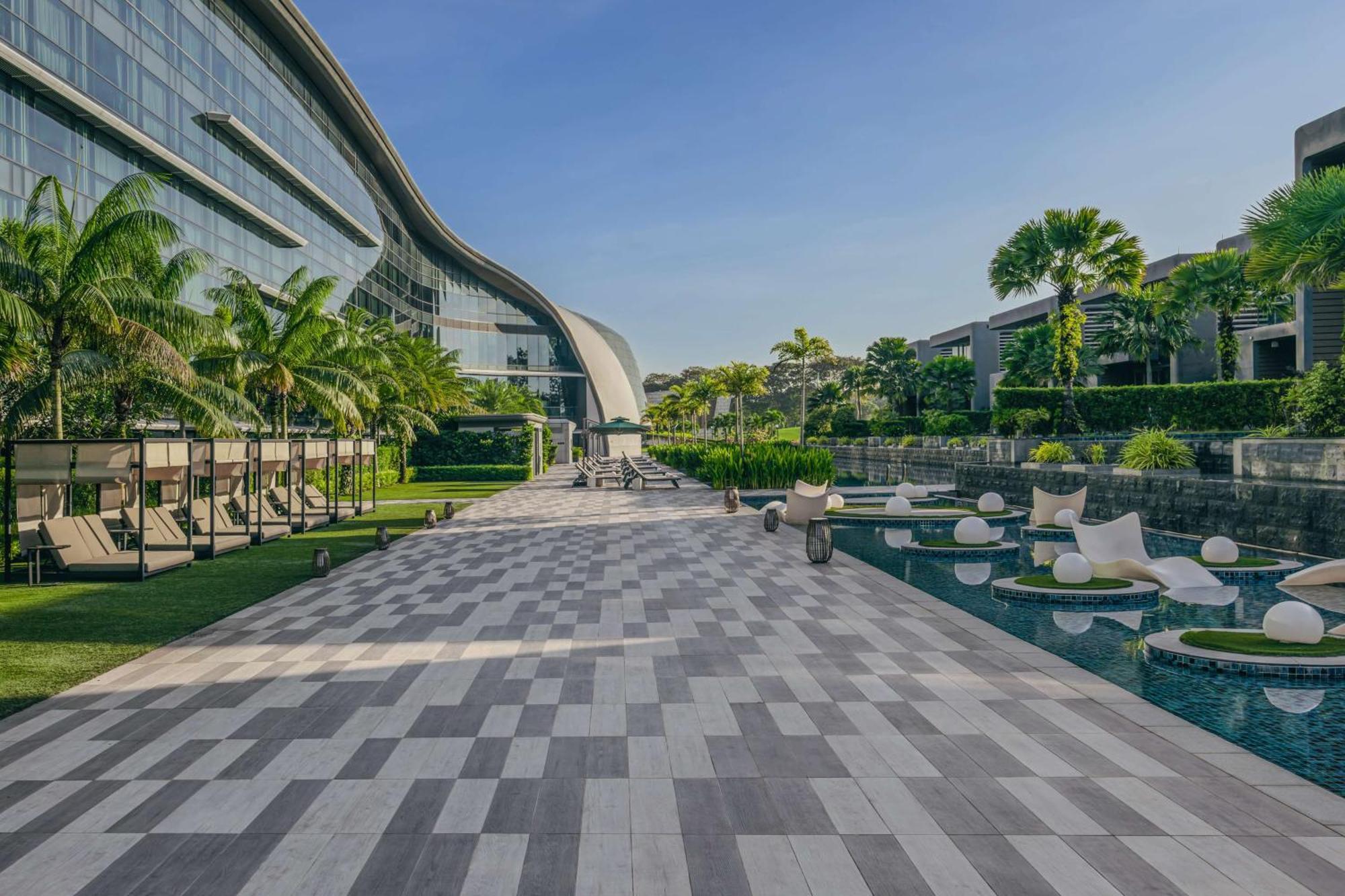 Dusit Thani Laguna Сингапур Екстериор снимка The Park, Hyderabad